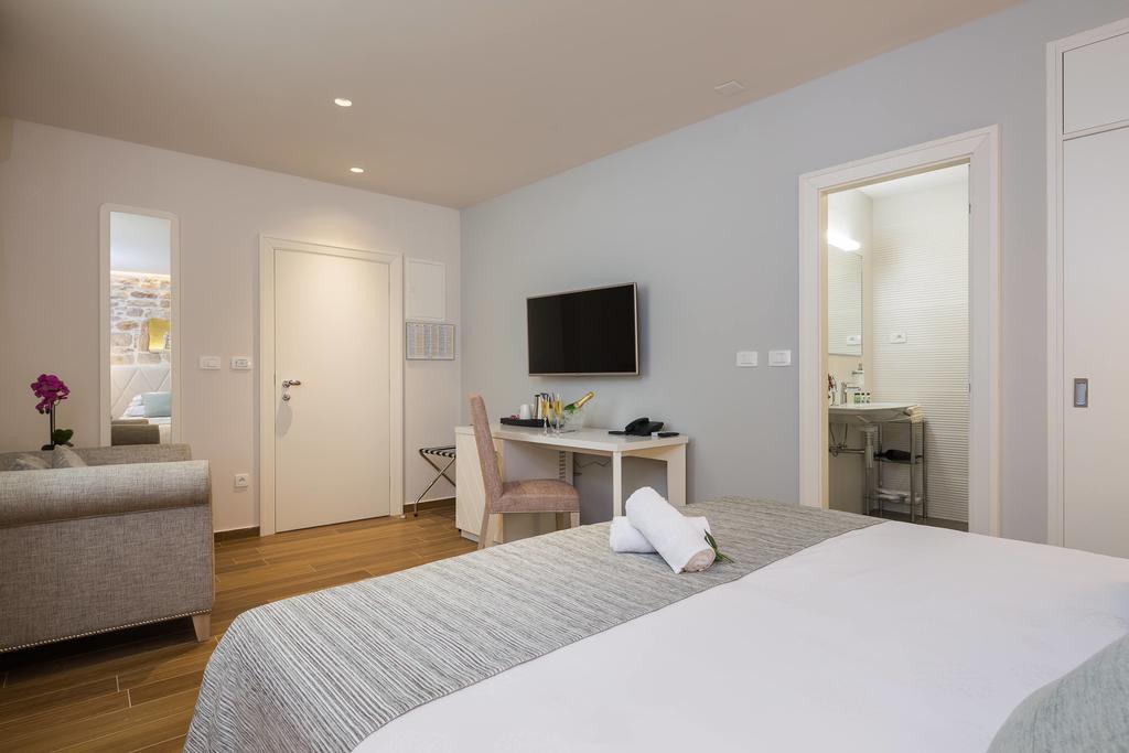 Balatura The Fine Bed&Breakfast Split Bagian luar foto